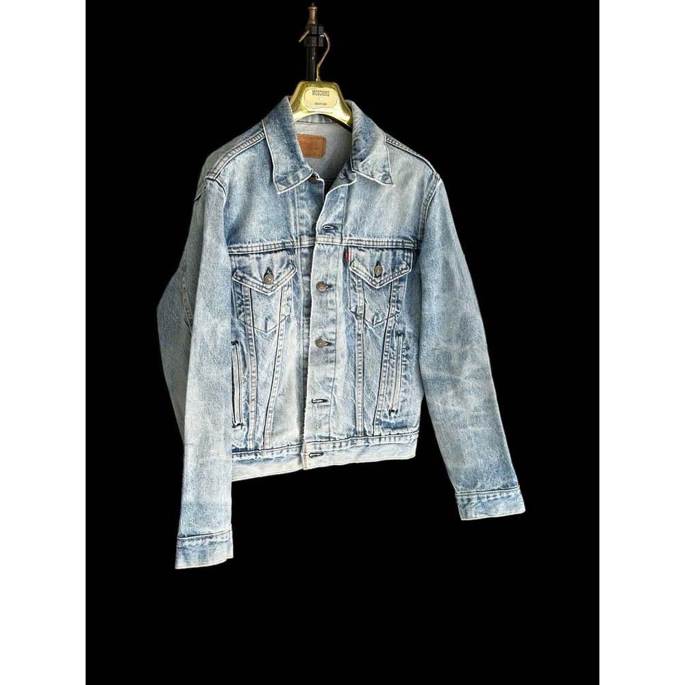Vintage 70s Levi's Type 3 USA Light Indigo Blue‎ Denim Jean Jacket Size 42